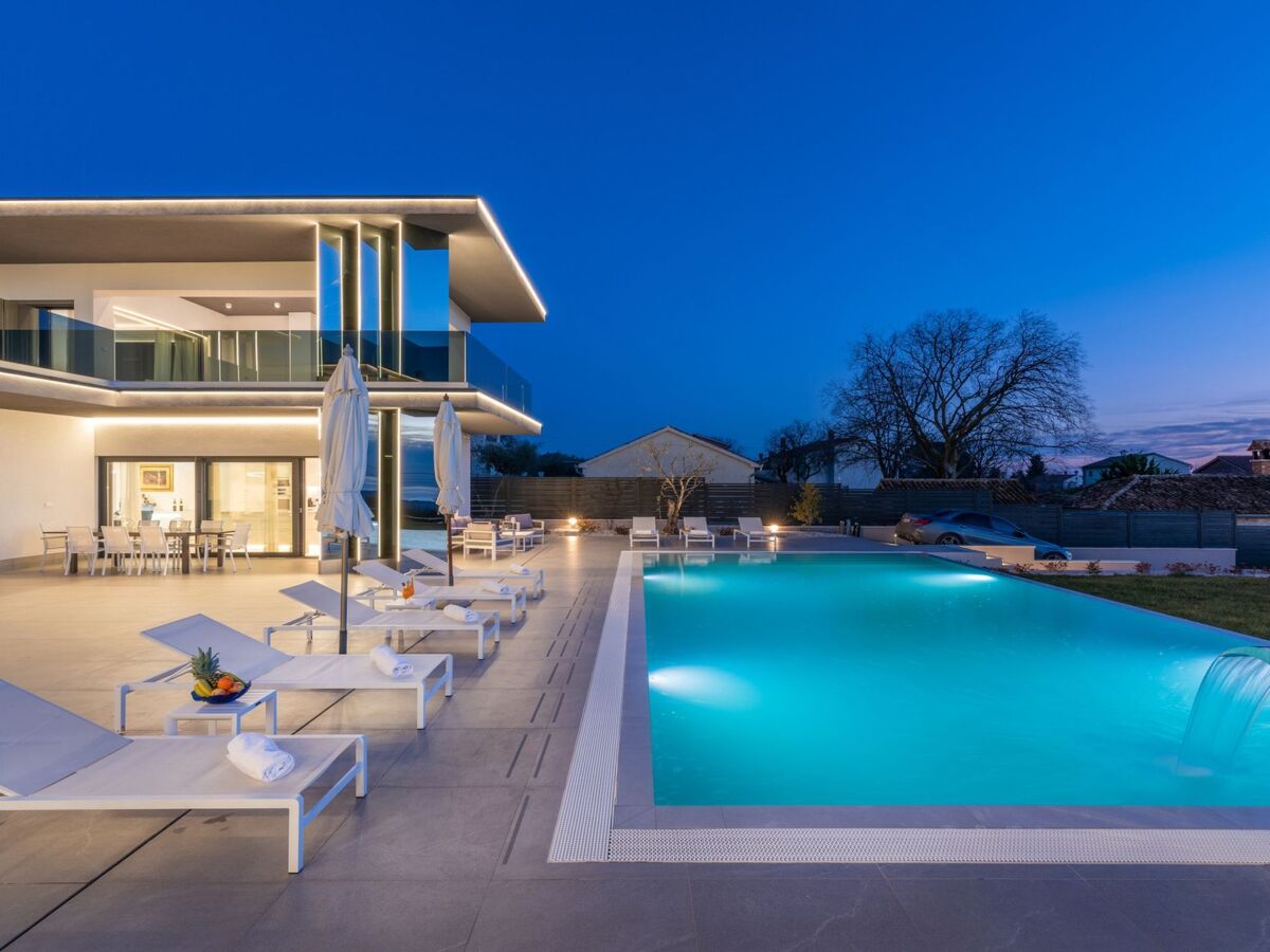 Villa Sara – Maison 5 chambres avec piscine chauffée - Photo 12