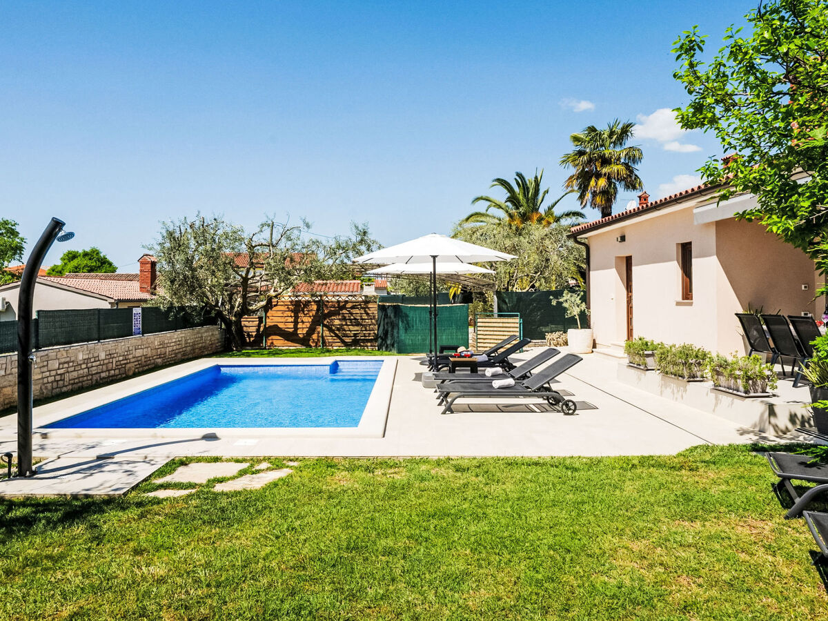 Villa Natali avec piscine privée à Galižana - Photo 8