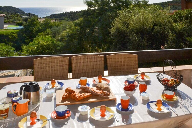 Villa Pierrugues avec piscine privée, vue mer à Cavalaire - Photo 6