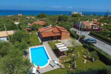 Villa Olivella à Cefalù : piscine privée et plage à 350m : photo 4