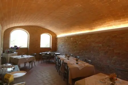 Maison de campagne avec piscine à débordement, Pontedera : photo 10