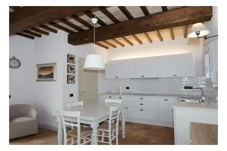 Maison de campagne avec piscine à débordement, Pontedera : photo 20