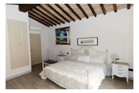 Maison de campagne avec piscine à débordement, Pontedera : photo 22