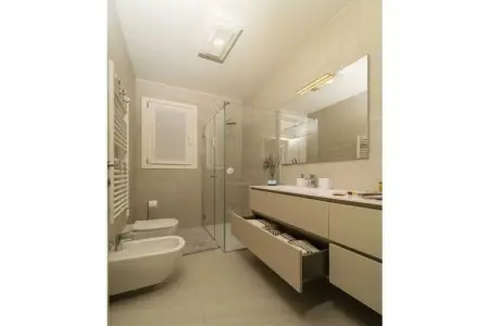 Maison 3 chambres avec piscine débordement à Colico : photo 13