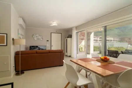 Maison 3 chambres avec piscine débordement à Colico : photo 16