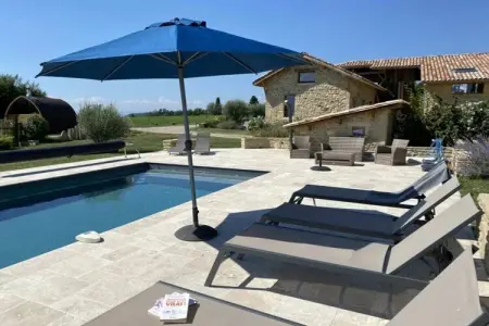 Maison ancienne grange 4 personnes avec piscine : photo 4