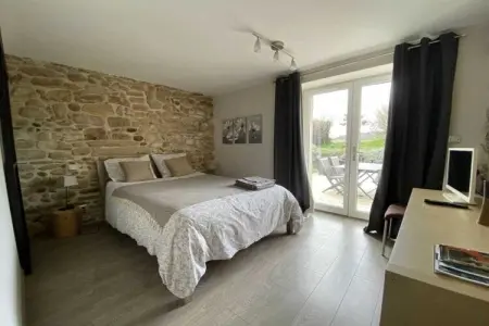 Maison ancienne grange 4 personnes avec piscine : photo 12