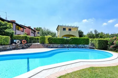 302275, Villa de 2 chambres - Photo 2
