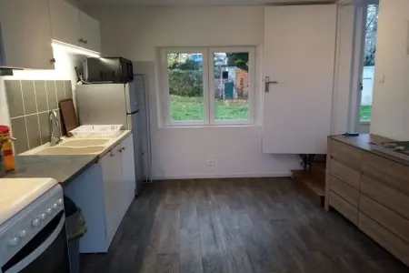 Maison familiale 3 chambres à L'Isle-Jourdain, grand jardin : photo 10