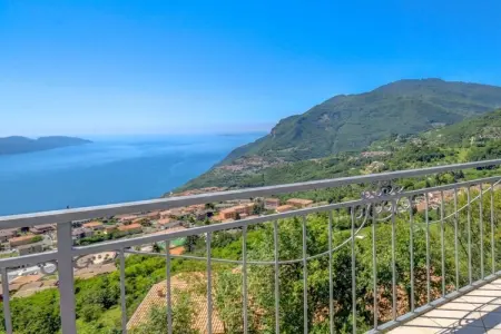 Maison avec vue lac de Garde à Tignale : photo 3