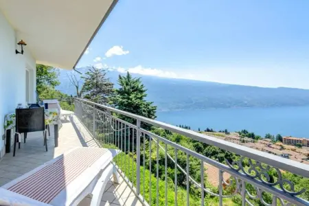 Maison avec vue lac de Garde à Tignale : photo 13