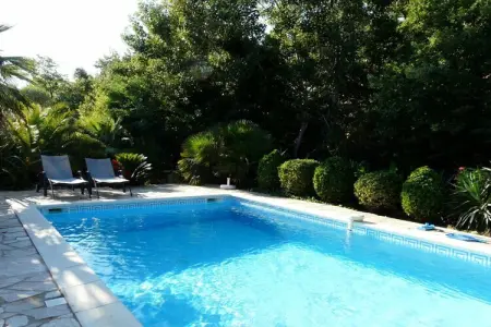 284384, Maison de vacances à Cogolin avec piscine - Photo 3