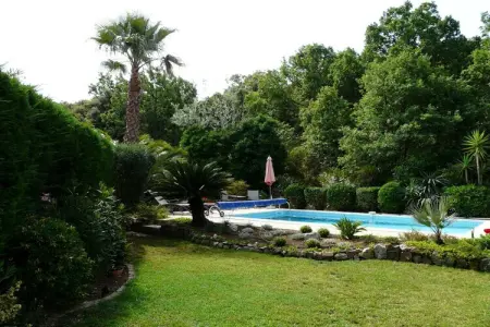 284384, Maison de vacances à Cogolin avec piscine - Photo 4