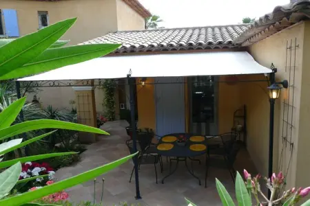 284384, Maison de vacances à Cogolin avec piscine - Photo 7