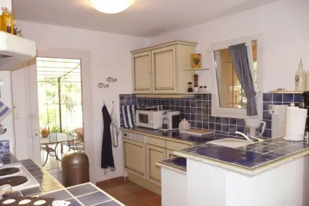 284384, Maison de vacances à Cogolin avec piscine - Photo 14