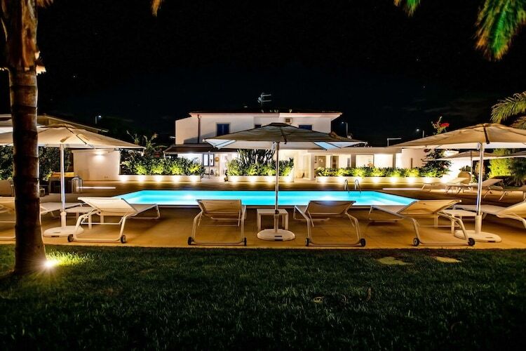 Maison avec piscine à Marina di Ragusa, 2 chambres - Photo 11