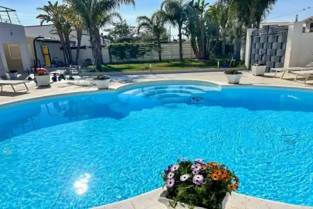 Villa Salvo avec piscine privée pour 14 personnes : photo 3