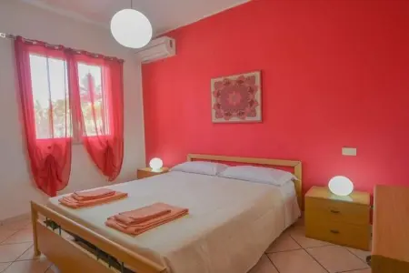 Maison familiale Sicile, piscine à 100 m de la plage : photo 15