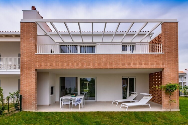 Appartement en étage avec balcon dominant les palmiers - Photo 1
