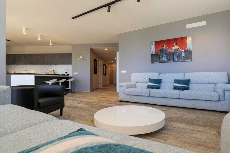Villa Spa Nipotine B à Arizzano : 5 chambres, vue lac - Photo 3