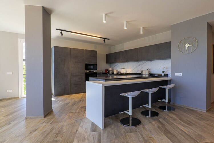 Villa Spa Nipotine B à Arizzano : 5 chambres, vue lac - Photo 7