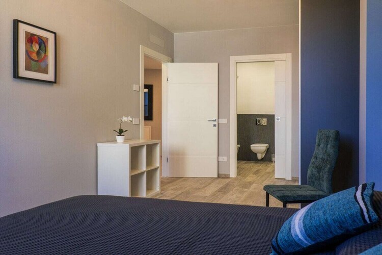 Villa Spa Nipotine B à Arizzano : 5 chambres, vue lac - Photo 15