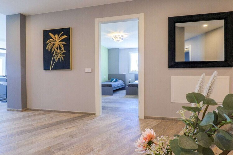 Villa Spa Nipotine B à Arizzano : 5 chambres, vue lac - Photo 16