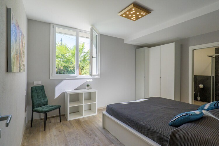 Villa Spa Nipotine B à Arizzano : 5 chambres, vue lac - Photo 21