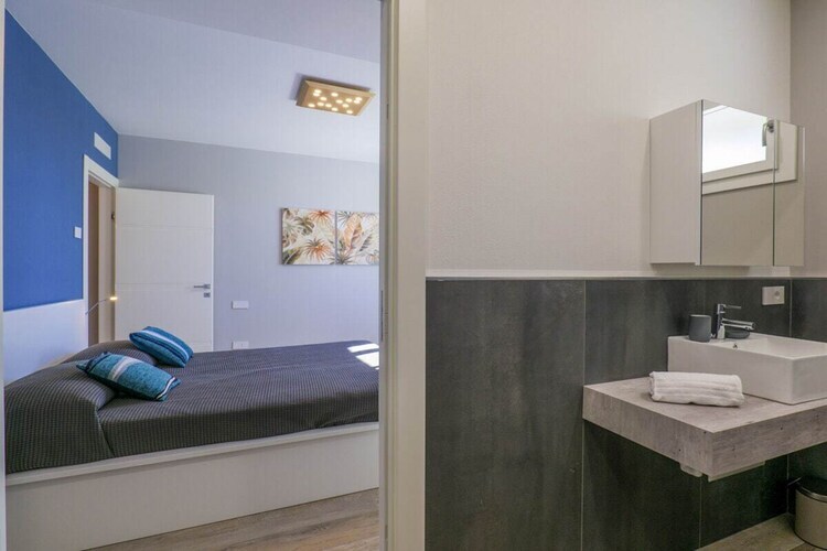 Villa Spa Nipotine B à Arizzano : 5 chambres, vue lac - Photo 29