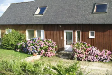 218332, Ti-ar-gwez (Maison des Arbres) - Photo 1
