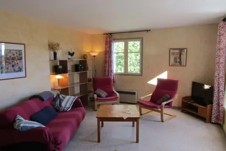 Maison Le Mûrier à Beaucaire, 6 personnes, oliveraie : photo 9