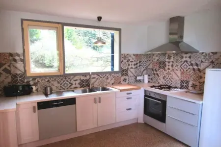 Maison Le Mûrier à Beaucaire, 6 personnes, oliveraie : photo 12