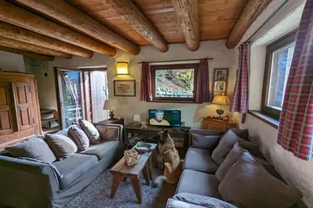535623, Maison de vacances à Bezzecca avec piscine - Photo 5