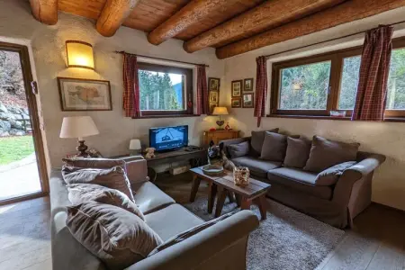535623, Maison de vacances à Bezzecca avec piscine - Photo 6