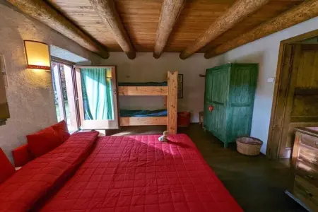 535623, Maison de vacances à Bezzecca avec piscine - Photo 23