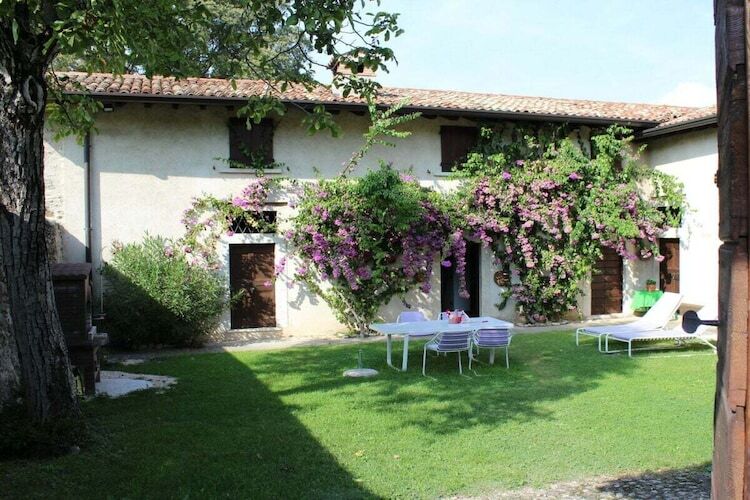 Villa Casale Lucrezia à Salò avec piscine et oliveraie - Photo 17