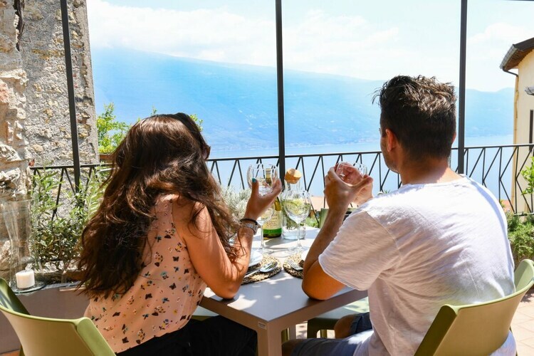 Maison indépendante à Tignale avec balcon panoramique - Photo 2