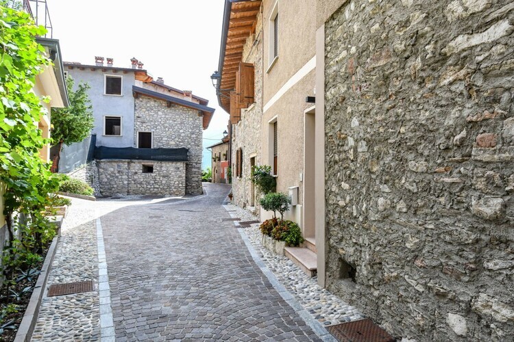 Maison indépendante à Tignale avec balcon panoramique - Photo 26