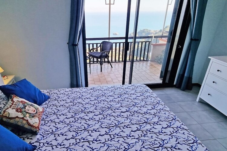 Maison Taormina avec piscine, vue mer et terrasse - Photo 15