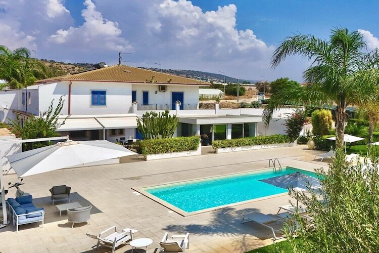 Maison 8 pers. avec piscine à Marina di Ragusa - Photo 10