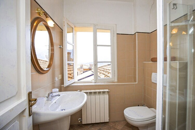 Maison 4 chambres avec terrasse vue lac à Ghiffa - Photo 22