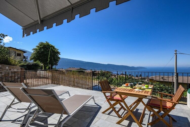 Appartement Tignale, vue lac de Garde & terrasse sud - Photo 1