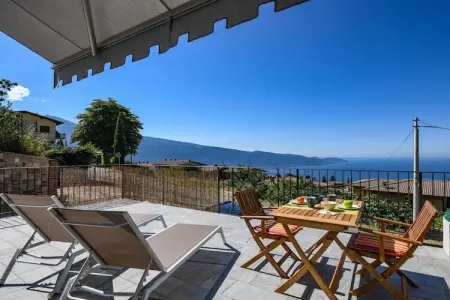 Appartement Tignale, vue lac de Garde & terrasse sud