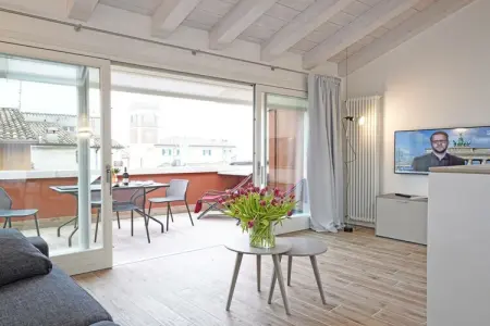 Maison spacieuse Lazise, 2 chambres, 6 personnes : photo 3