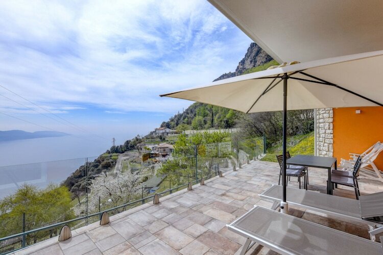 Maison rénovée avec vue lac de Garde à Tignale - Photo 5