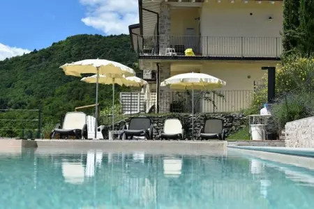Maison avec spa et accès bien-être à Tignale : photo 17