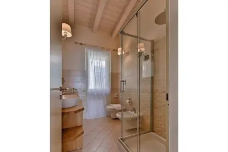 Maison avec spa et accès bien-être à Tignale : photo 36