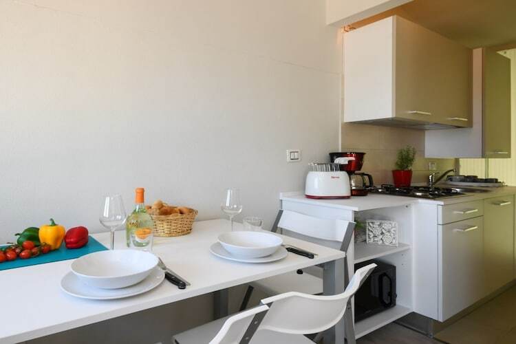 Appartement rénové face au lac, balcon à Gardone Riviera - Photo 16