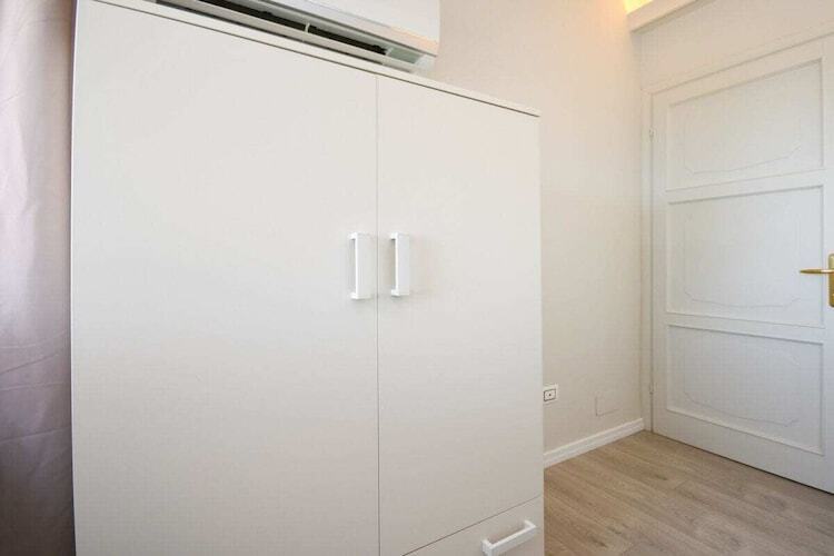 Appartement rénové face au lac, balcon à Gardone Riviera - Photo 33