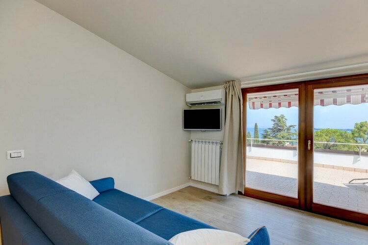 Appartement rénové face au lac, balcon à Gardone Riviera - Photo 42